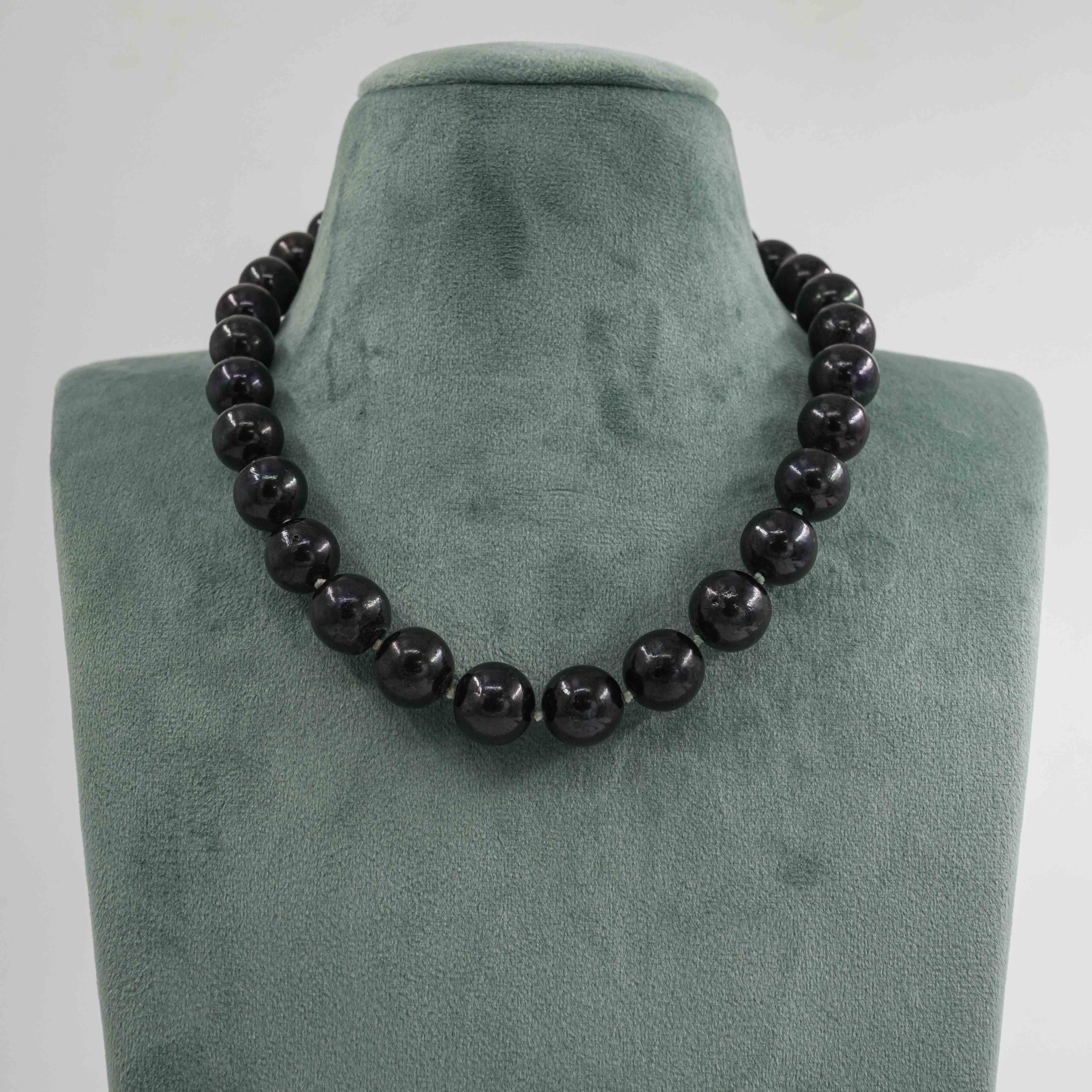 The Pearl Atelier by Kabra Pearls - Black single layer Pearl necklace